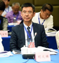 東西部扶貧協(xié)作人力資源開(kāi)發(fā)座談會(huì) 青島市人力資源社會(huì)保障局黨組書(shū)記 局長(zhǎng)胡義瑛 深化山海協(xié)作情 打贏脫貧攻堅(jiān)戰(zhàn)