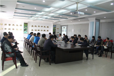 黨支部共建交流 互學互動促進步 --海南省人力資源開發局就業指導處黨支部到海南省血液中心進行主題黨日活動